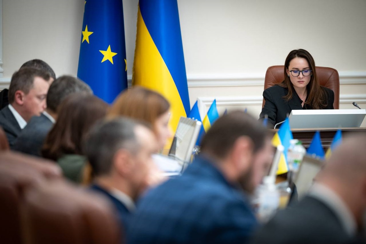 Уряд затвердив програму виплат 6500 гривень