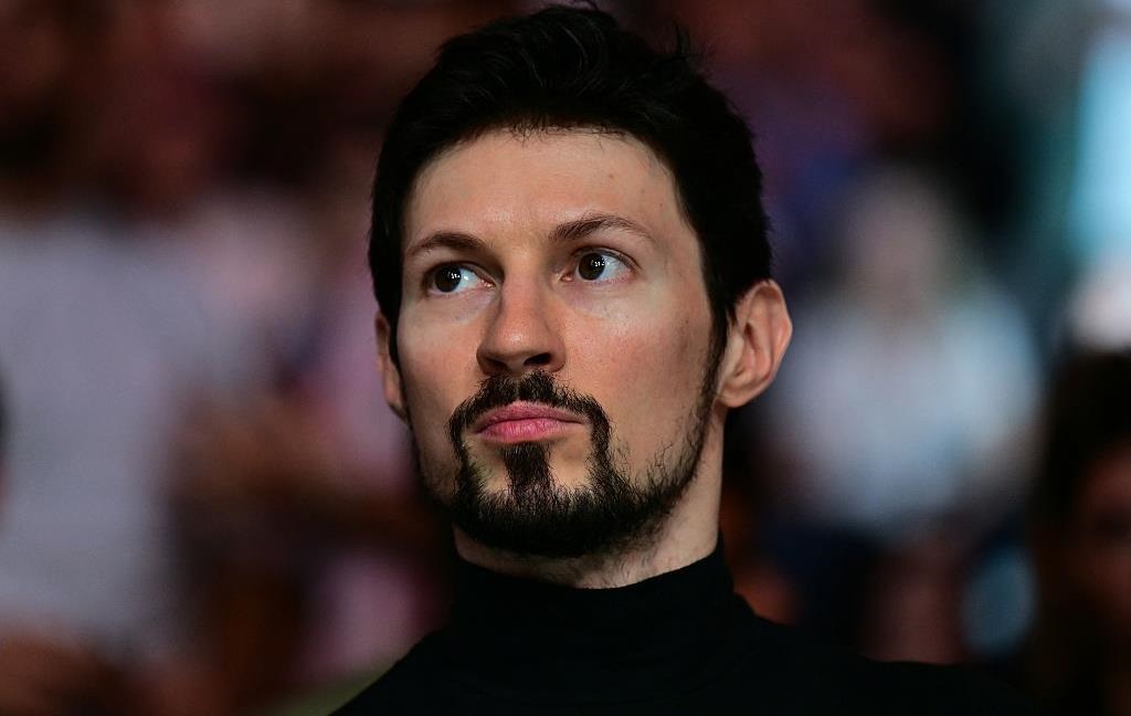 З Дурова повністю зняли заборону на виїзд із Франції