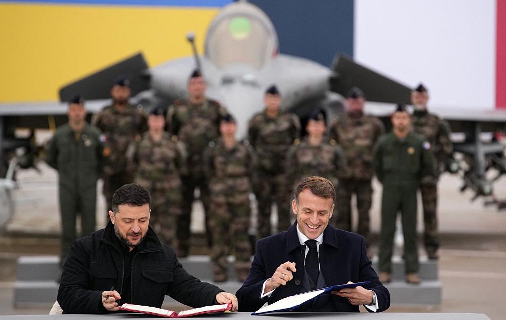 Зеленський і Макрон підписали оборонну декларацію