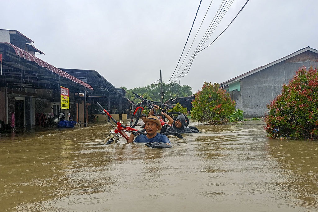 Повені в Індонезії: кількість загиблих перевищила 600 осіб