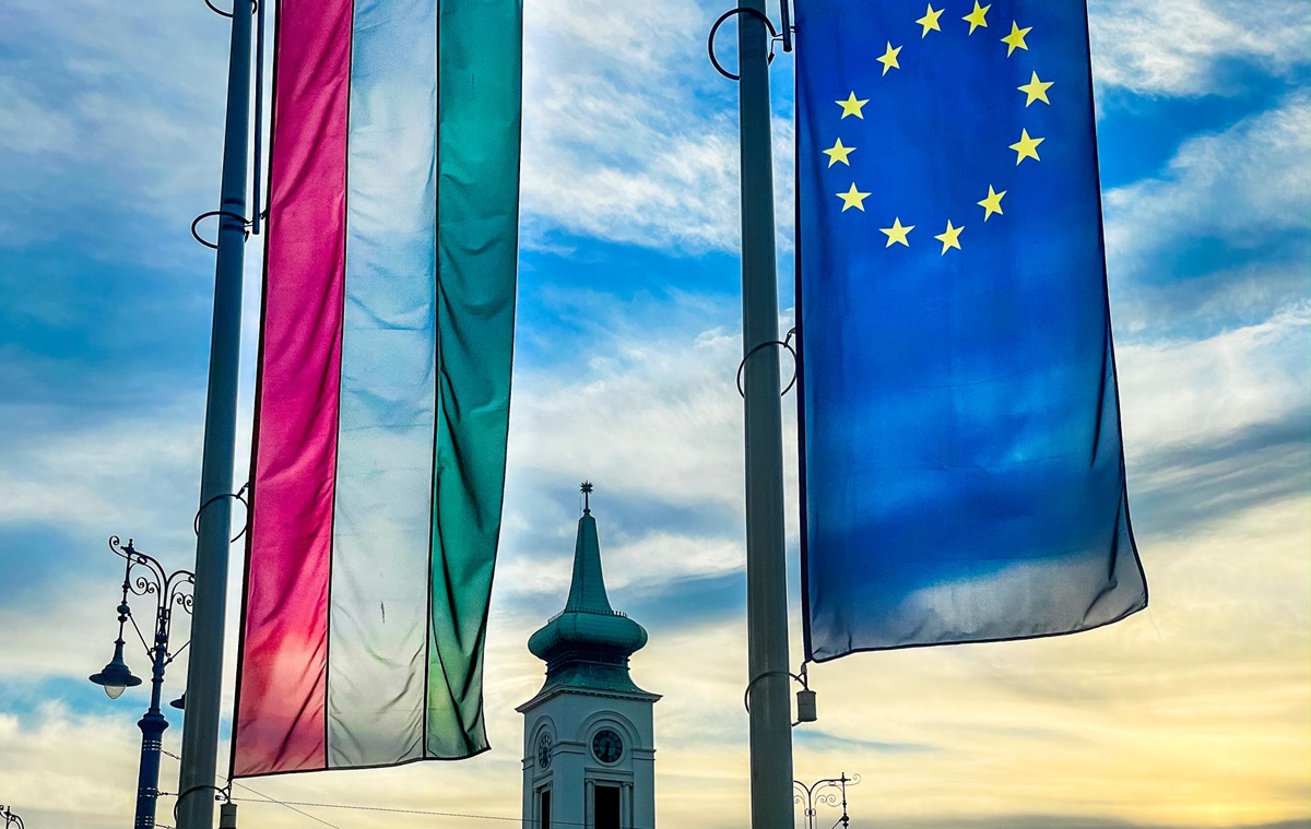 Угорщина заблокувала в ЄС альтернативу рішення про “репараційний кредит”