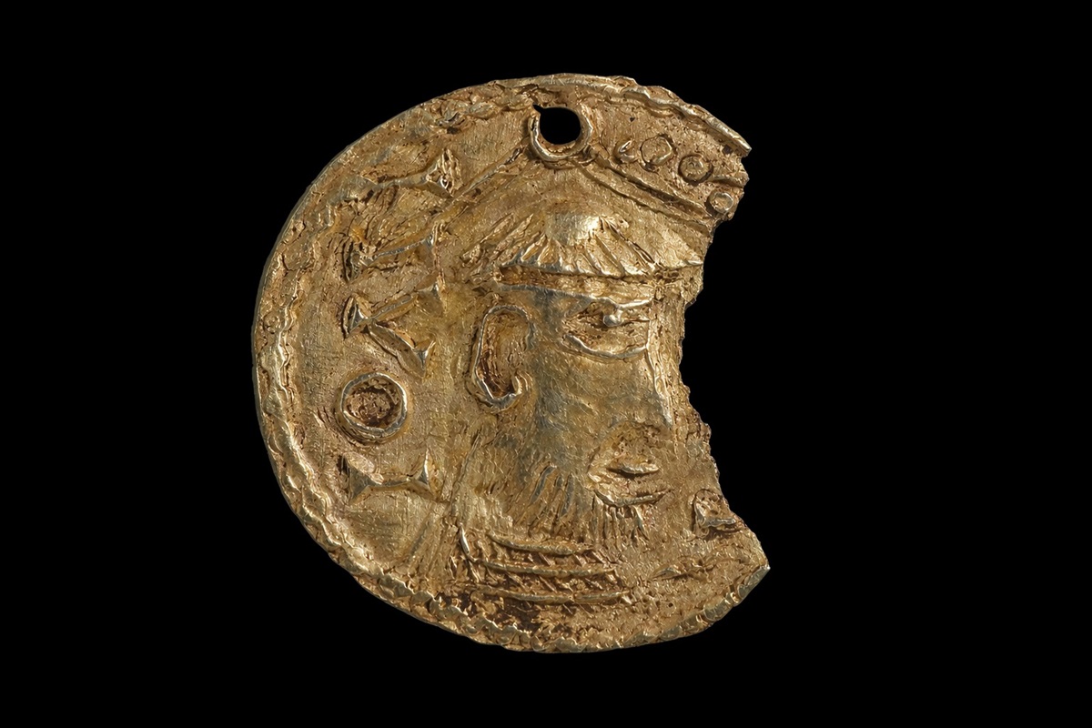 У Британії знайшли кулон IX століття із зображенням Івана Хрестителя